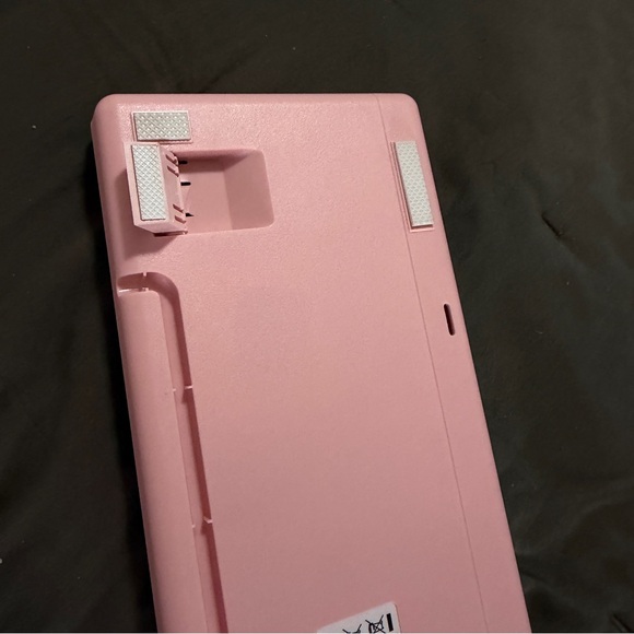 Pink Retro Round Keycap Keyboard - Picture 5 of 5